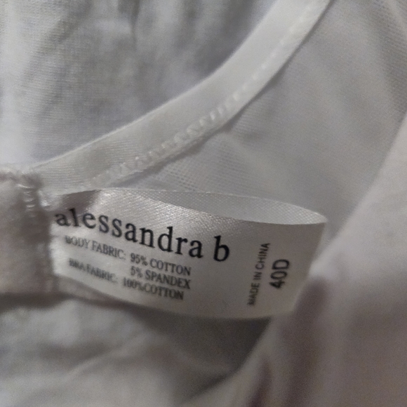 Alessandra B Underwire Sports Bra Tank Top - Picture 3 of 3